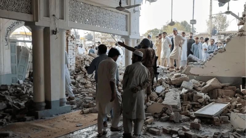 Deaths rise to 27 in mosque bomb attack in Pakistan