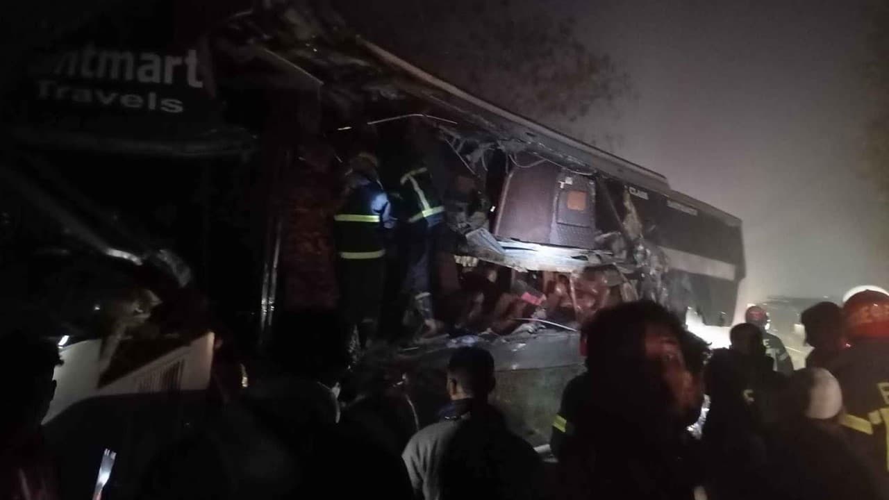 3 killed as bus hits parked-truck in Mirsharai