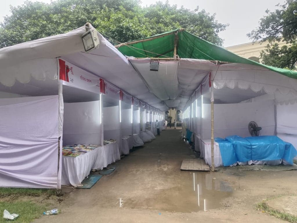 'July Mass Uprising' Book Fair attracts no buyers on Monday