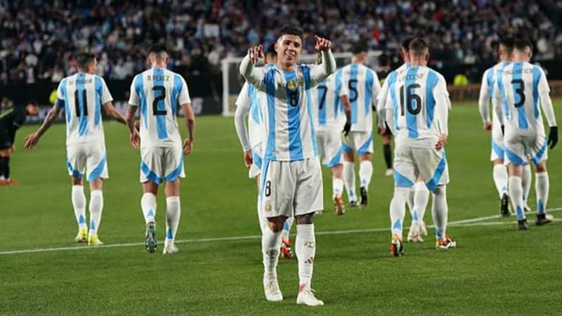 Messi-less Argentina cruise to 3-0 win over El Salvador