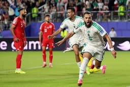 Algeria bounce back to beat Jordan 2-1