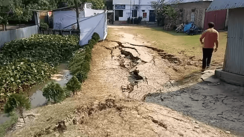 Earthquake: Over 50 injured in Narsingdi,  fire engulfs Ghorashal Thermal Power Plant