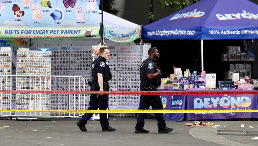 2 killed, 5 injured in shooting near Seattle's Space Needle