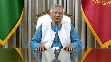 দেশের পথে প্রধান উপদেষ্টা