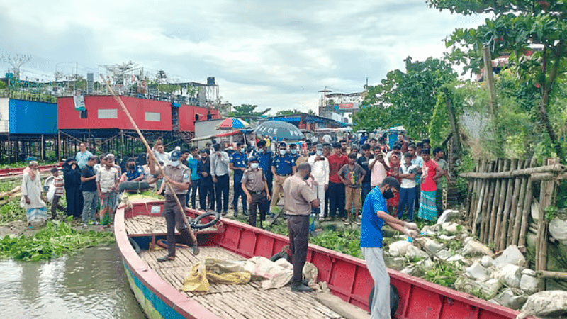 Bodies of woman, man found as water hyacinth cleared in Meghna