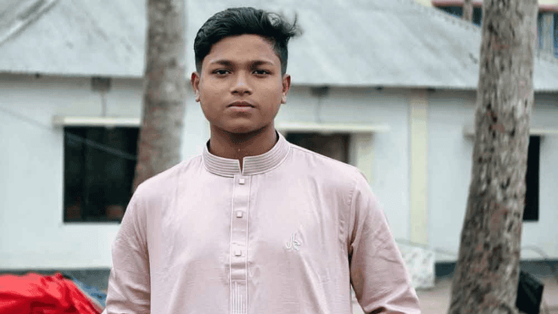 Schoolboy hacked to death by drug peddlers in Noakhali