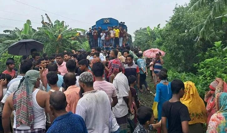 Faridpur agitation over constituency shift continue for third phase