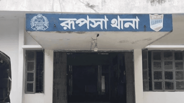 Youth hacked to death in Khulna