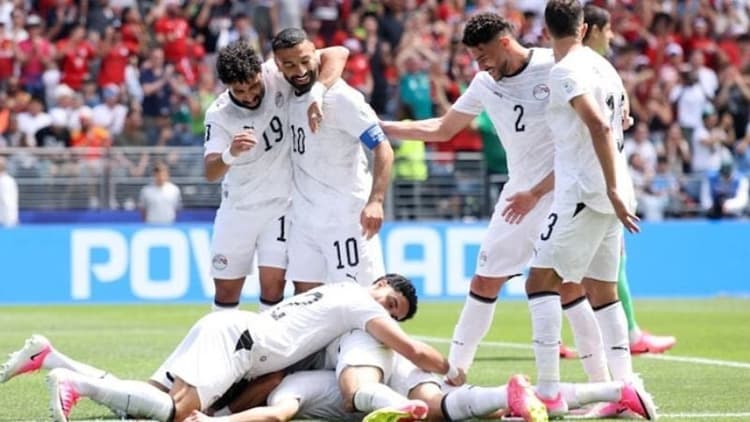Ashour stunner sends Egypt 1–0 up at half-time against Belgium