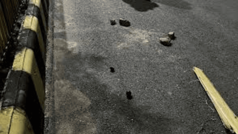 Crude bomb exploded in front of Awami League office in Rajshahi