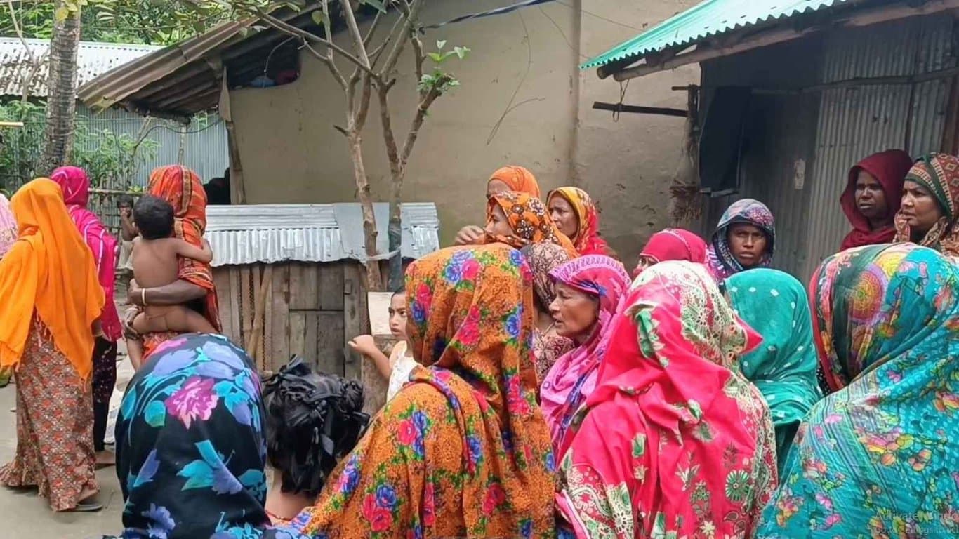 Bangladeshi youth captured by Indian BSF at Chuadanga border
