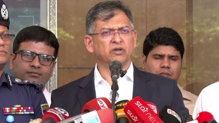 Special unit formed to recover looted arms; informants to get Tk 2 lakh reward