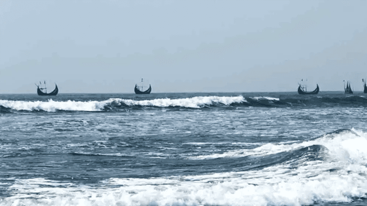 Indication of low pressure forming in Bay of Bengal within 24 hours