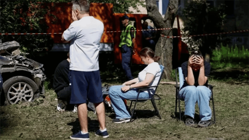 31 dead in overnight Russian assault on Kyiv, Ukraine marks day of mourning