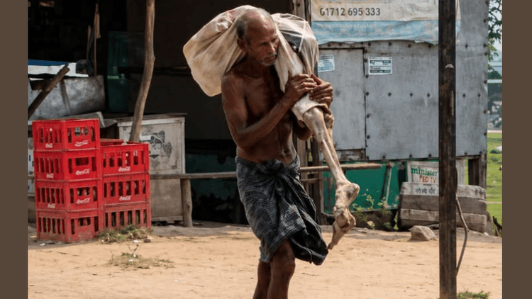 Man brings dead sister’s skeleton to grameen bank to withdraw money