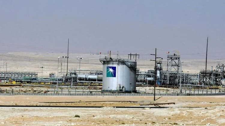 Houthis Hit Aramco Building in Dhahran Hours After Saudi Strike on Sanaa Oil Site