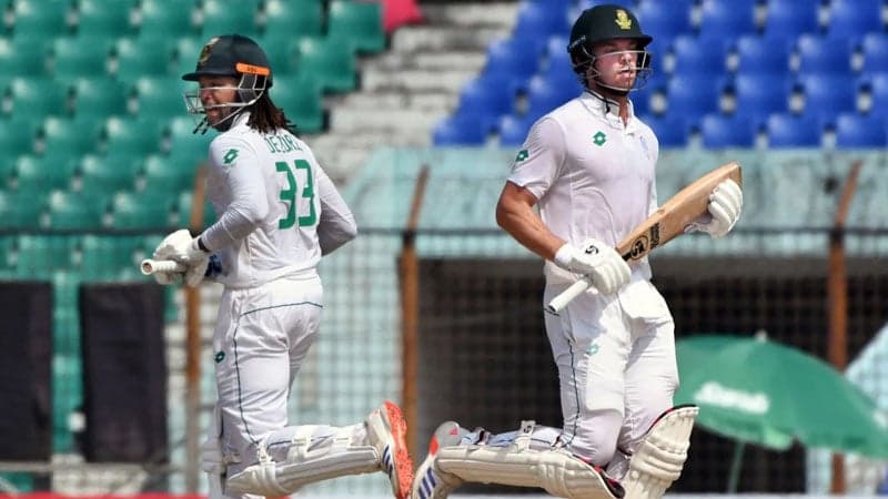 South Africa in driving seat at end of Day 1 of Ctg Test