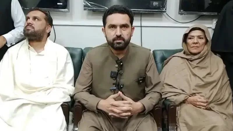 Imran Khan’s sister files petition for not being allowed to meet him