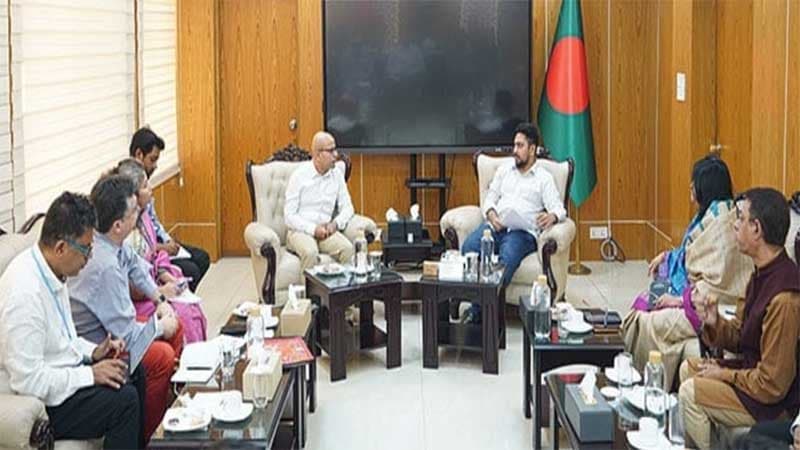 Govt to reform media based on commission report: Nahid