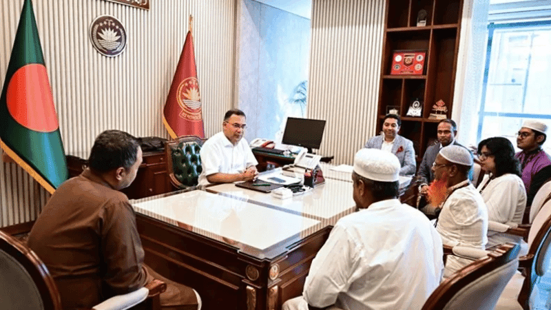 PM hails individual initiatives for public welfare, assures support