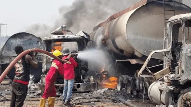 Fuel tanker explosion in Nigeria kills 38