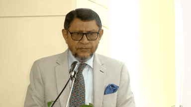 Health minister orders private clinics to open labour rooms by Saturday