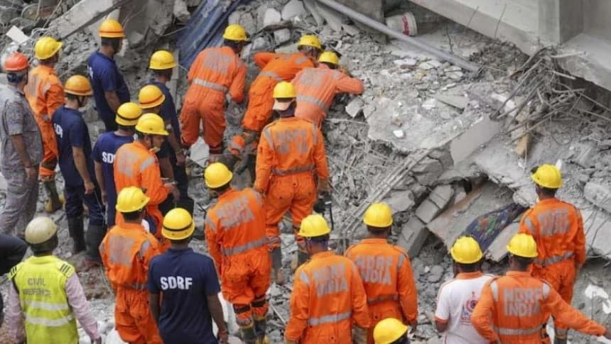 4 killed as building collapses in Delhi