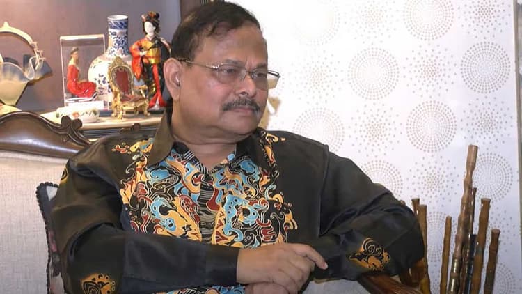 Interpol Red Notice sought to bring back ex-army chief Aziz Ahmed