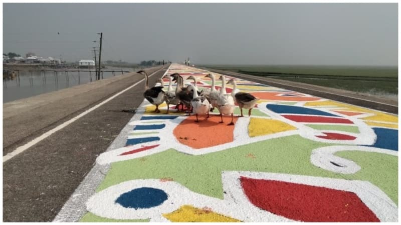 বৈশাখে বাংলালিংক, বার্জার ও এশিয়াটিকের আয়োজনে বিশ্বের দীর্ঘতম আলপনা