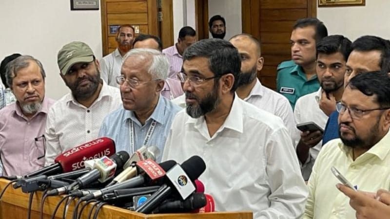 Expatriates can cast vote in upcoming polls, EVMs scrapped