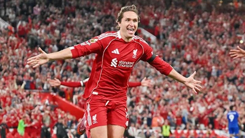 Liverpool begin EPL season with dramatic win