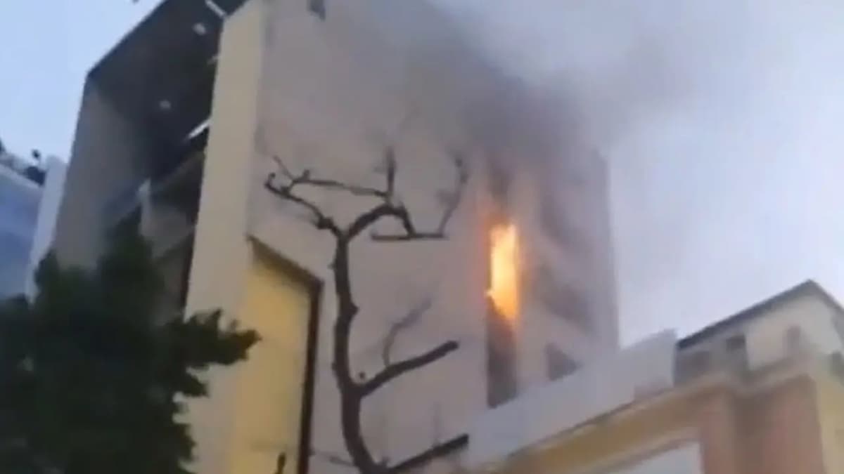 Fire in Banani multi-storey building brought under control