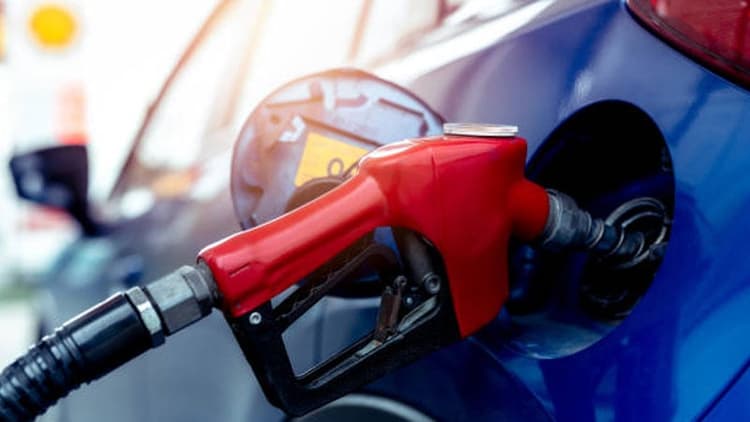 Fuel oil prices cut by Tk 2 per litre for February