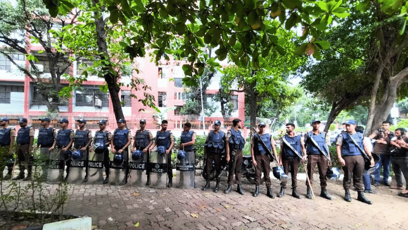 Security tightened as students march to education ministry