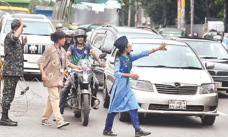 Let traffic police return to duty