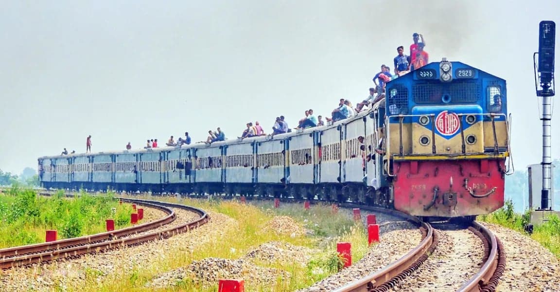 ট্রেনের ফিরতি যাত্রার টিকিট বিক্রি শুরু কাল