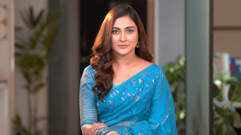 Mehazabien Chowdhury acquitted in threat case 