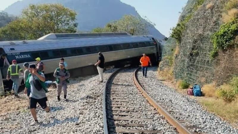13 dead in Mexico train derailment