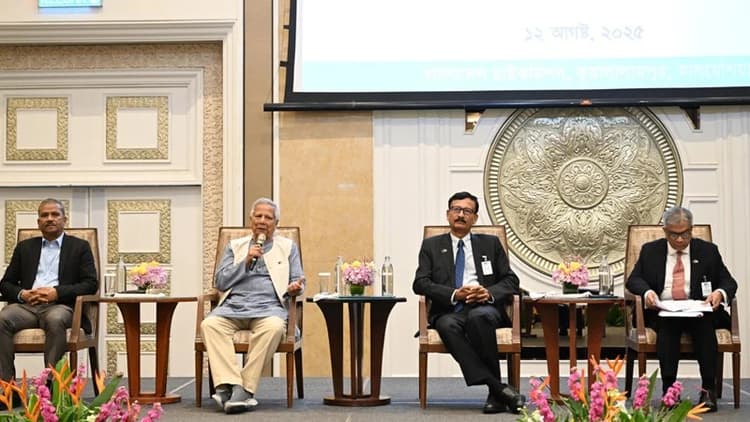 Govt working to ensure voting rights for expatriates in next election: Yunus