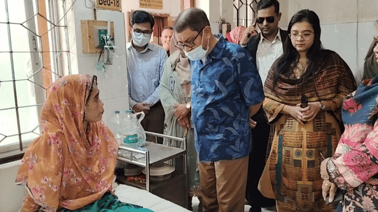 Health minister makes surprise visit to Kaliganj hospital, finds four doctors absent