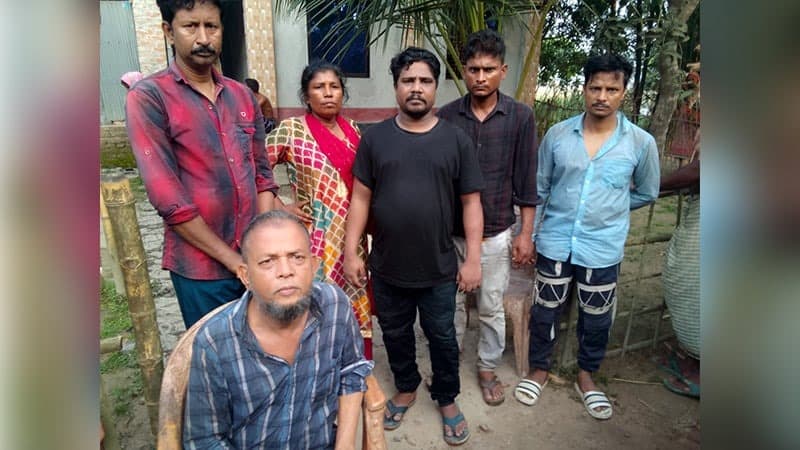 BSF pushes 6 people Lalmonirhat border