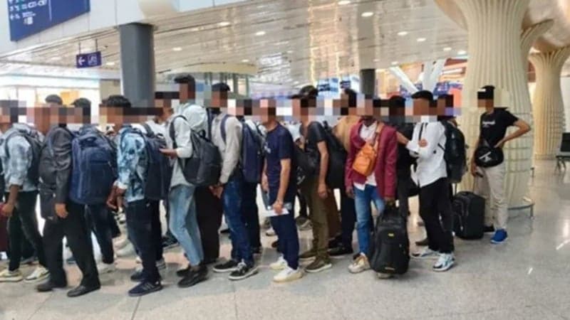 Malaysia denies entry to 96 Bangladeshis