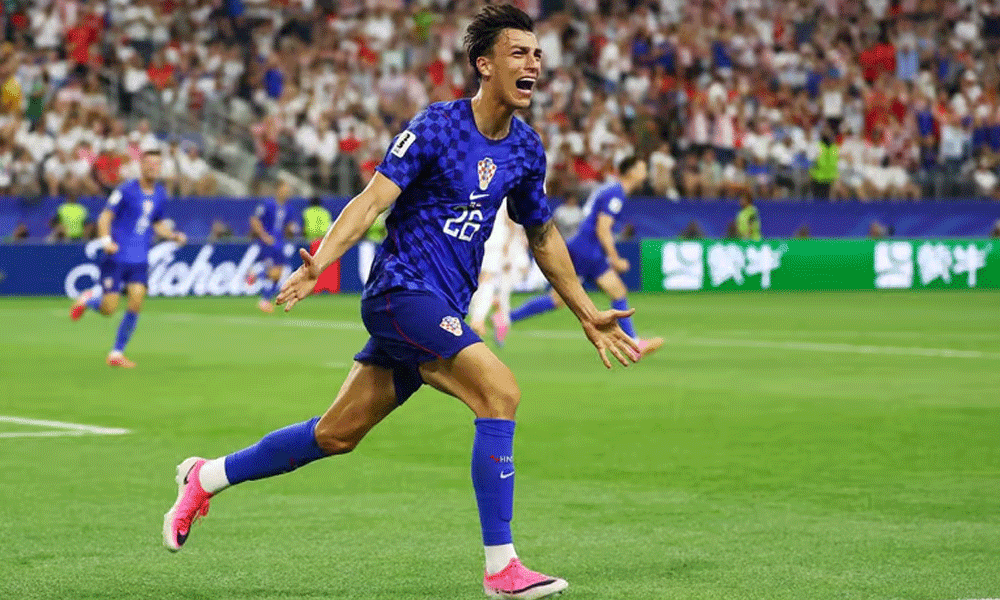 Croatia fight back to level the score against England