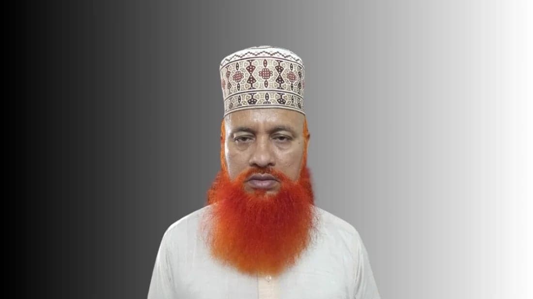 Jamaat leader detained with 2 lakh taka in Muradnagar