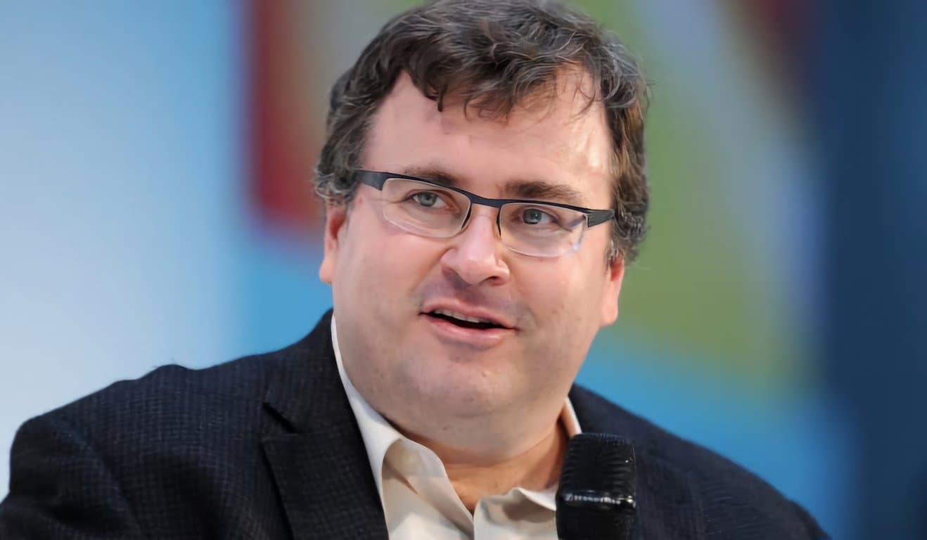 Daily 8-hour work rule won't last long: LinkedIn Founder