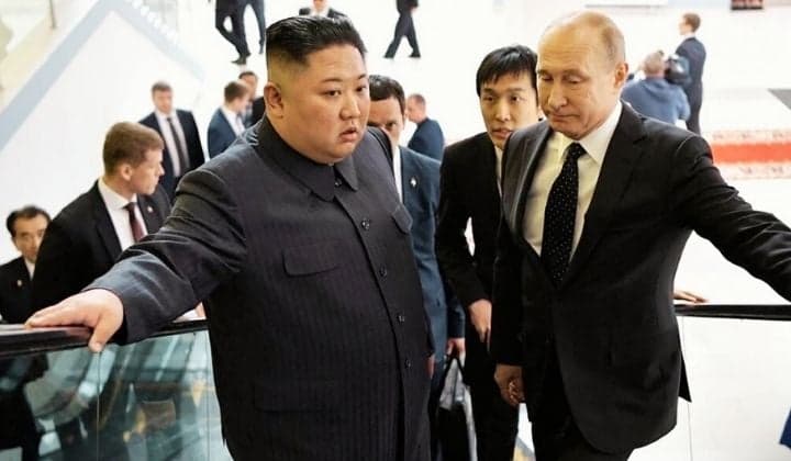 Train carrying Kim arrives in Russia