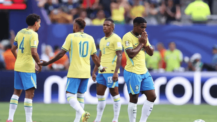 Baichung Bhutia calls for boycott of Brazil's India friendly