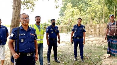 Police deployed at 'Pir' Shamim's grave in Kushtia