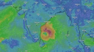 Maritime ports asked to hoist cautionary signal No. 1 as depression intensifies