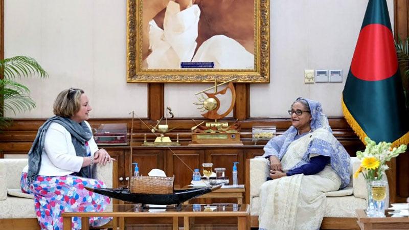 PM Hasina seeks UK's help to repatriate Rohingyas to Myanmar